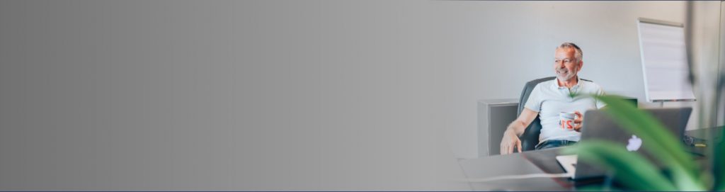 StrategieWerk(zeug) 1 Michael Muehlin im Buero 2 e1744057459543